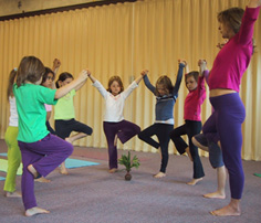 Group Tree Balance Pose